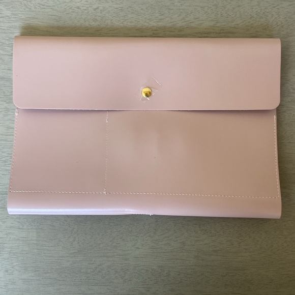 NEW in bag. Glass Ladder & Co. Megan Blush Pink Portfolio Clutch. 12.5” tablet - Picture 3 of 10